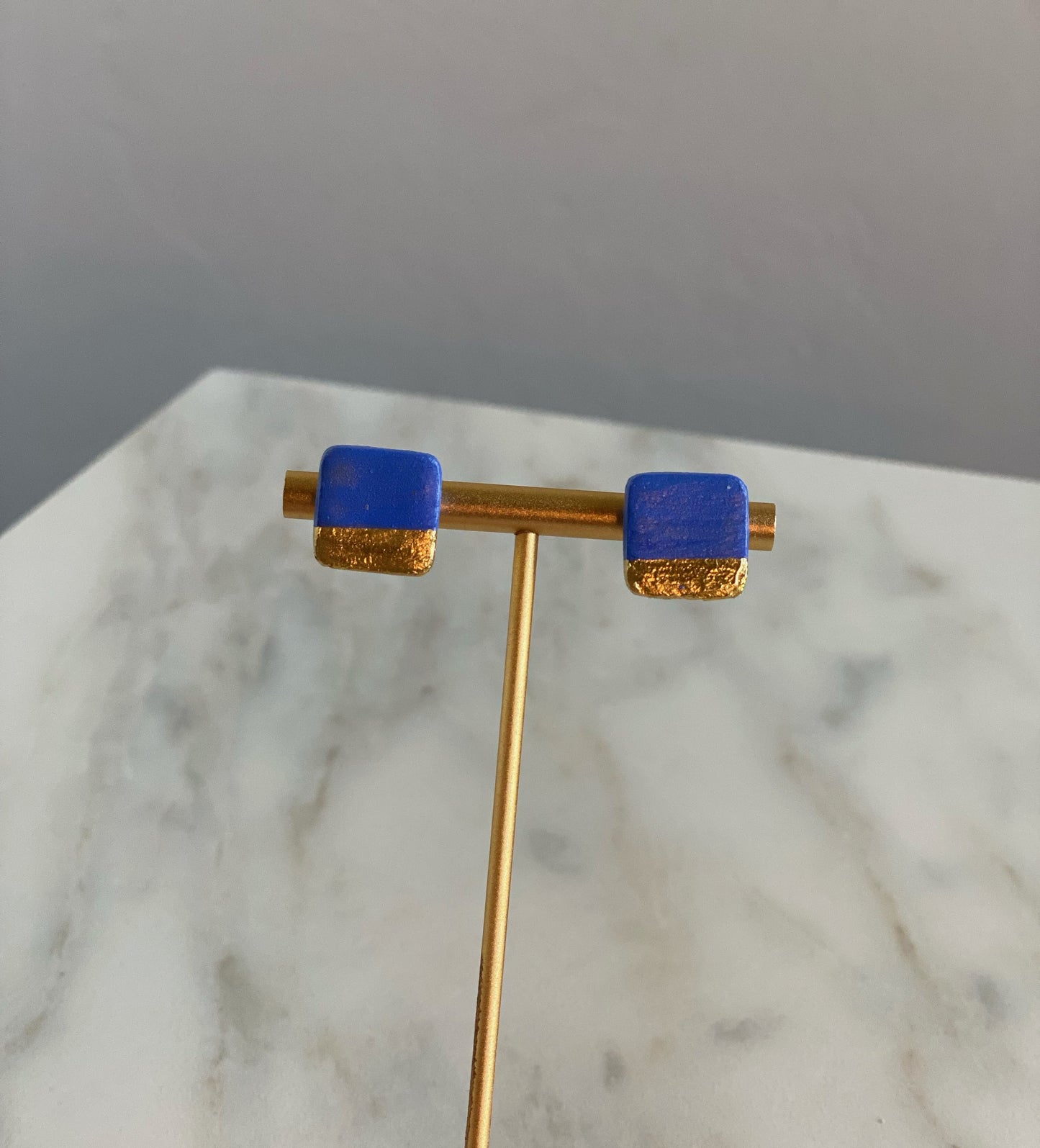 Natural cornflower blue and gold leaf square stud